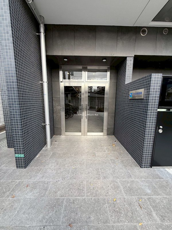 テラ堺市駅 エントランス