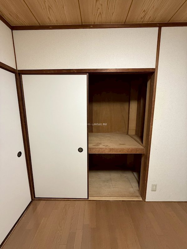 パレス住吉橋 収納