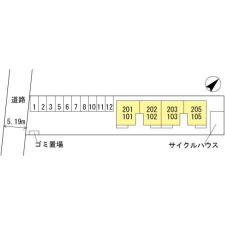 グリュック　ハイム 駐車場