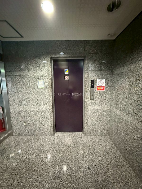 サカイ東ビル エレベーター完備