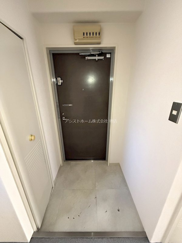 グランビルド堺東 玄関
