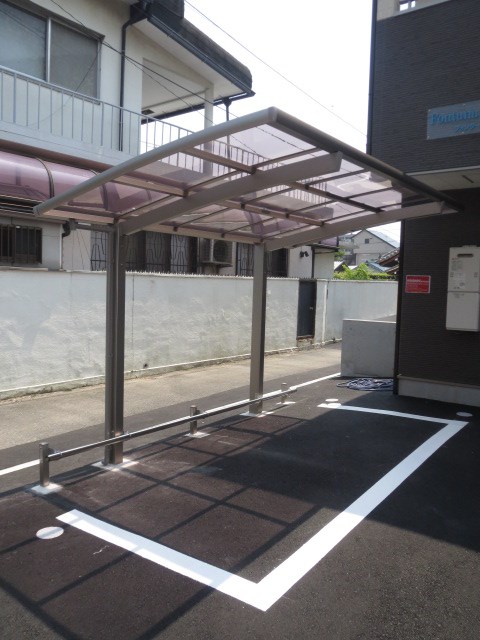 Fontana池上 屋根付き駐輪場