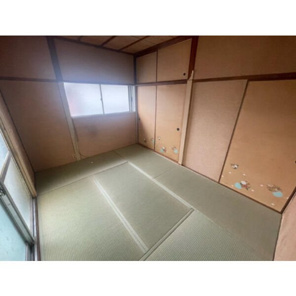 泉大津市千原町2丁目戸建 収納