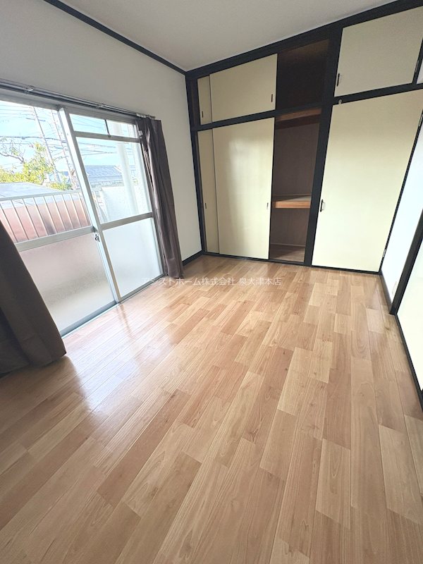 宮マンション ベランダ面して陽当たり風通し共に良しの快適な洋室！