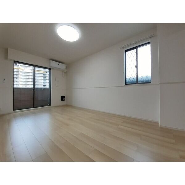 アーバンエステート和泉中央Ⅱ 角部屋で日当たり良好