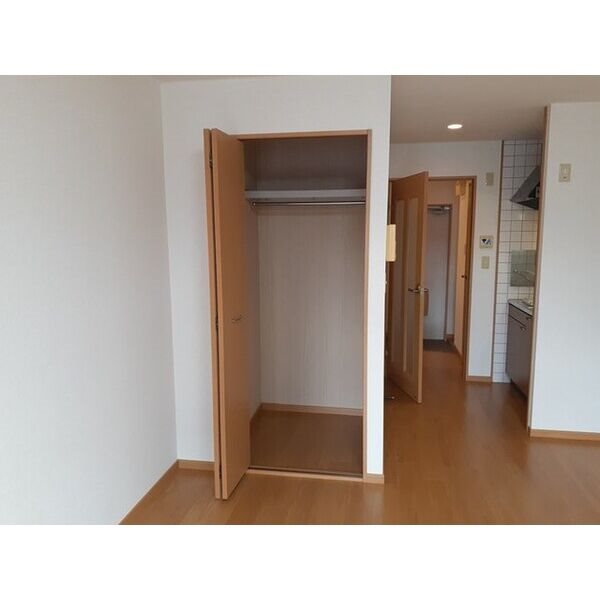 リベッチオ旭町 クローゼット