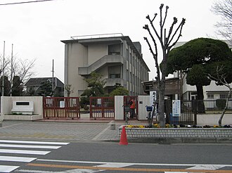 コスモスマンション 忠岡町立東忠岡小学校