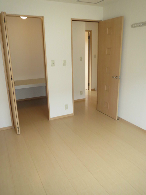 向屋敷B ベッドルーム
