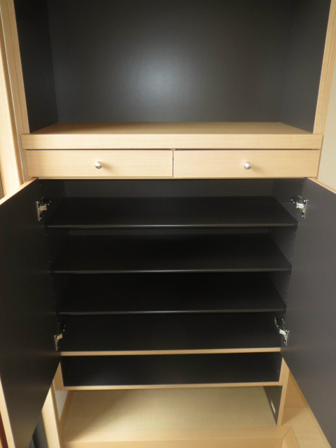 向屋敷B 収納