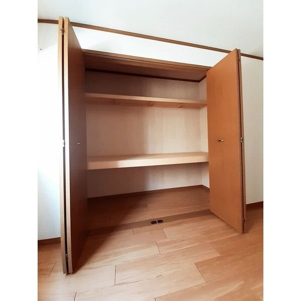 フレッシュアビテ北館 収納
