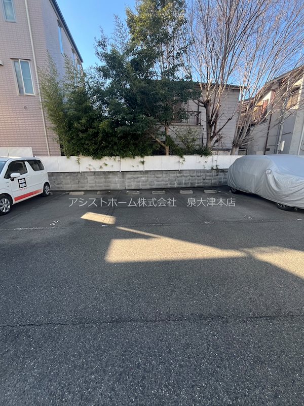 ヒルズ羽衣 敷地内の駐車場♪