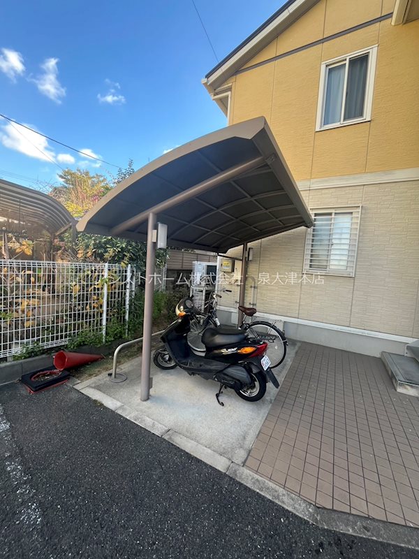 ヒルズ羽衣 屋根付の駐輪場♪