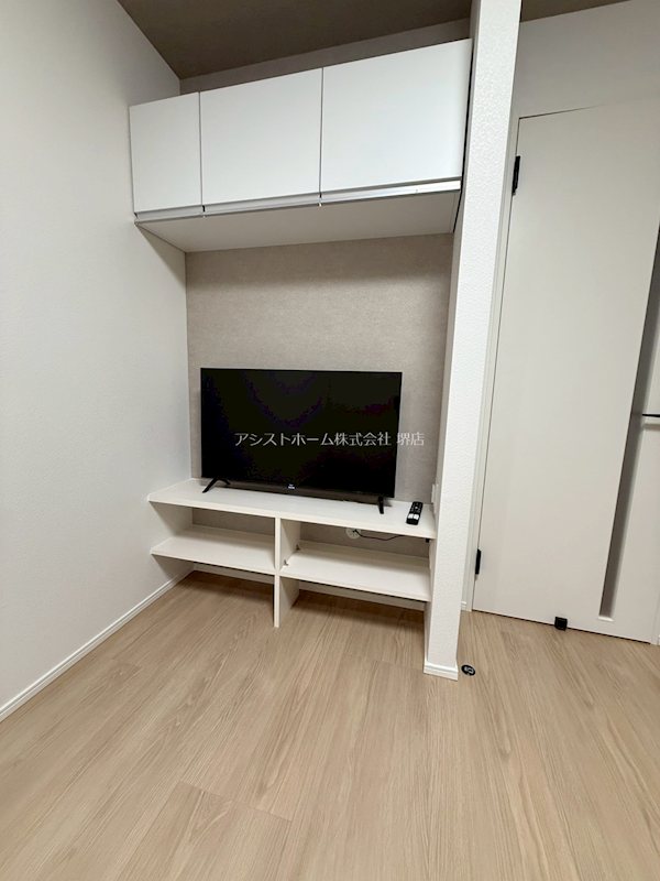 シーエムアンイースト TV付き