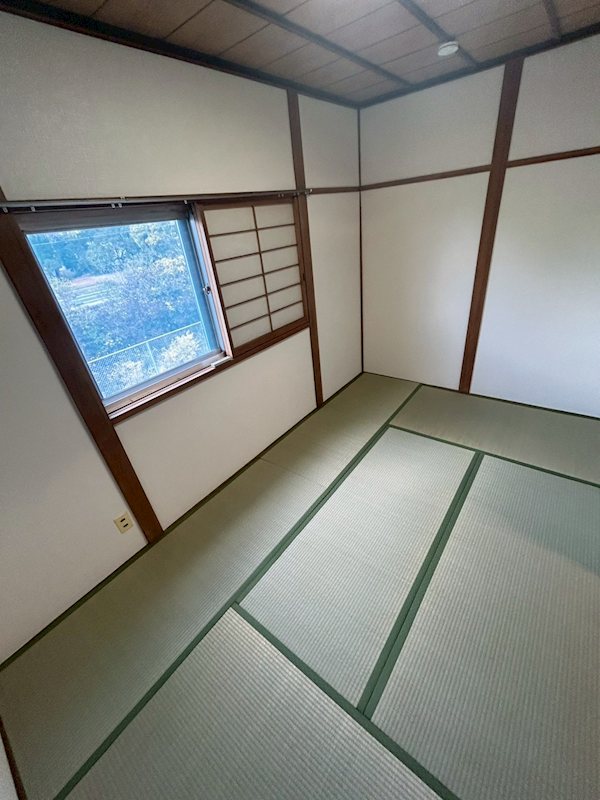 千代田一戸建（谷口邸） 窓があり日差しの入るお部屋です