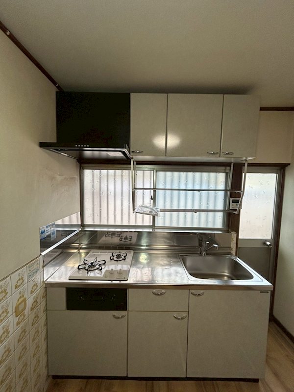 千代田一戸建（谷口邸） 綺麗なシステムキッチン