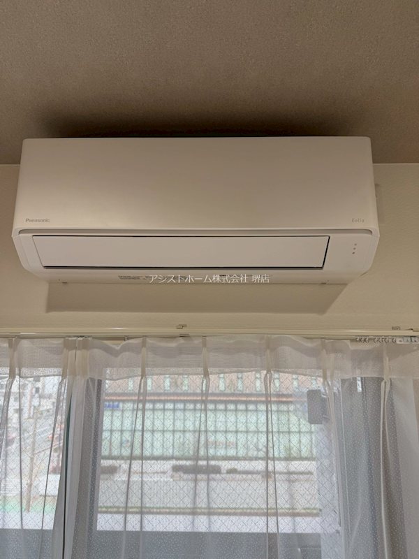 シーエムアンウエスト エアコン完備