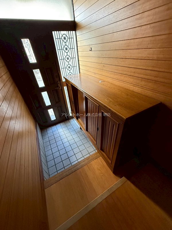 柏木町一戸建賃貸 シューズボックス