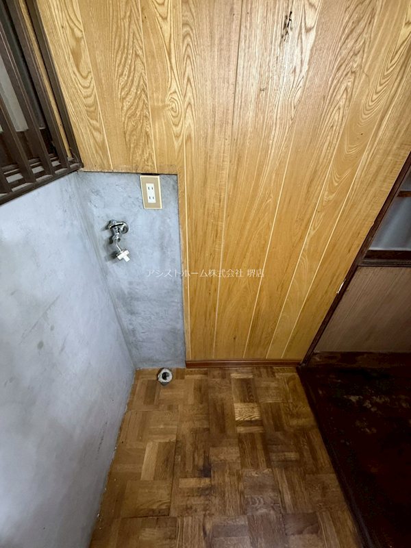 柏木町一戸建賃貸 室内洗濯機置き場