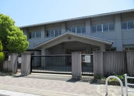 Agapanthus B棟 岸和田市立大宮小学校