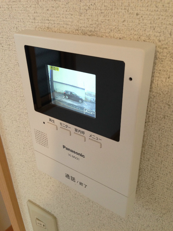 ソレイユ寿 モニターで来客者確認