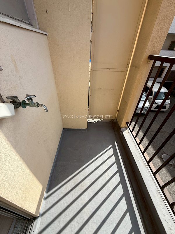 大浜TKハイツ 室外洗濯機置き場
