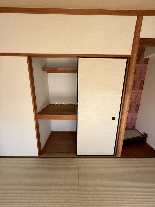 ハイグレードヒガシ浅香山 収納