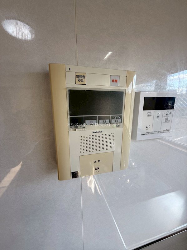 ハイグレードヒガシ浅香山 来訪者をカメラで確認できるので女性にも安心です