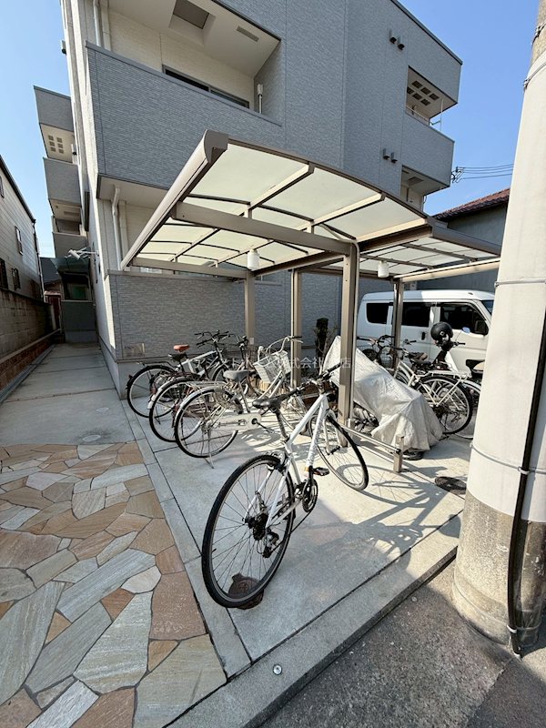 フジパレス堺大浜中町 屋根付き駐輪場