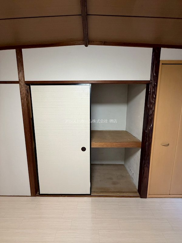 上山貸家　北 収納