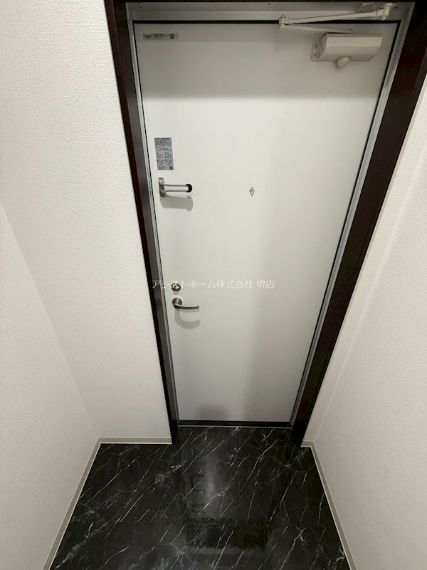 ハウスモメゾン大浜B棟 玄関