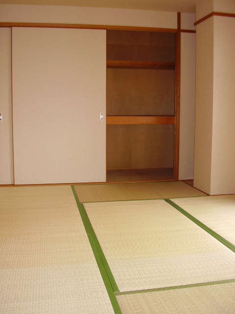 サンシャイン上北 収納