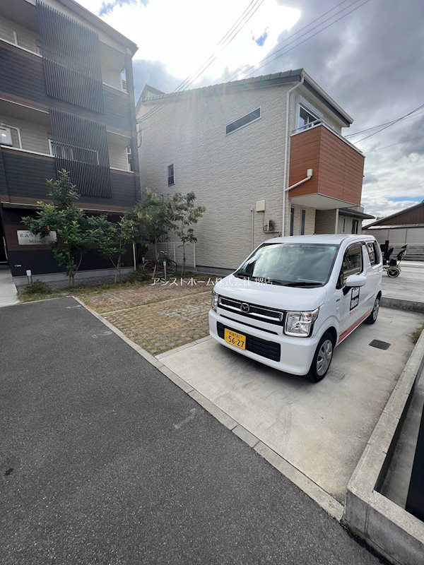 ＥＡＳＥ．Ｍｉｎａｔｏ　 east  駐車場