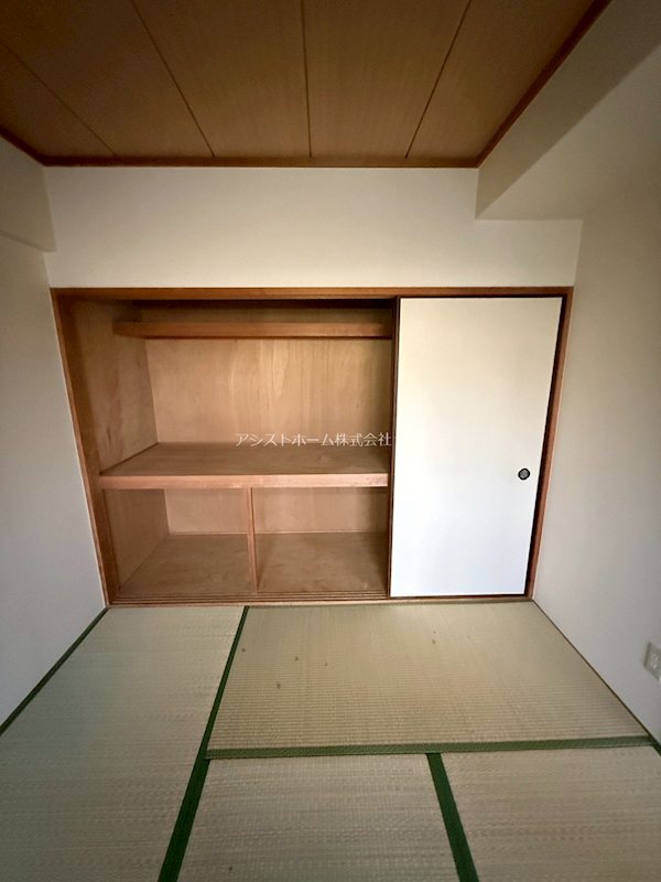 コートグレース 収納