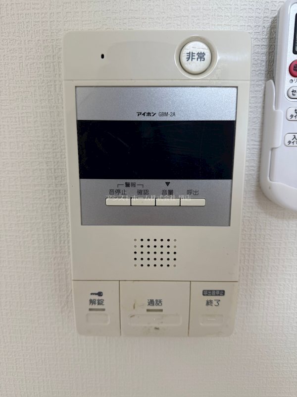 ヴィラリビエール堺    モニターで来客者確認