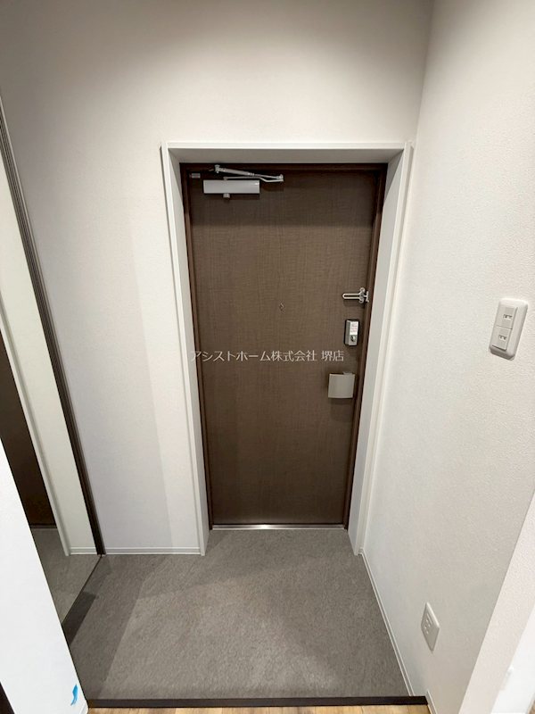 ジーイーディズ 玄関