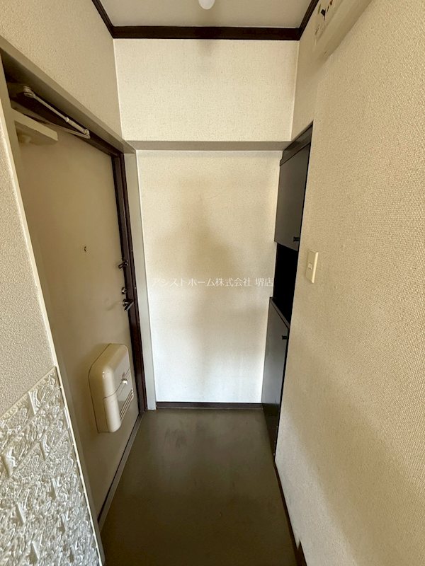 シティハイツ寺地町東 玄関