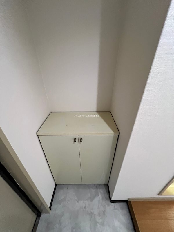 ルミナスハイツ シューズBOX