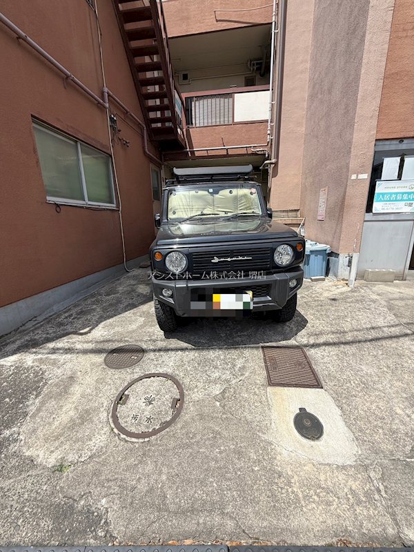 大浜マンション 駐車場