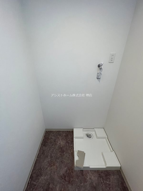 I maison Rhodon 室内洗濯機置き場