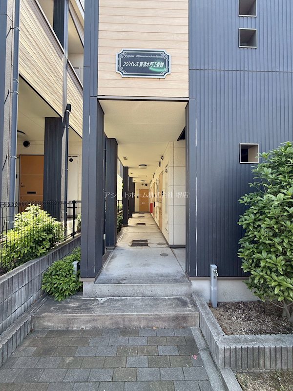 フジパレス南清水町Ⅰ番館 エントランス