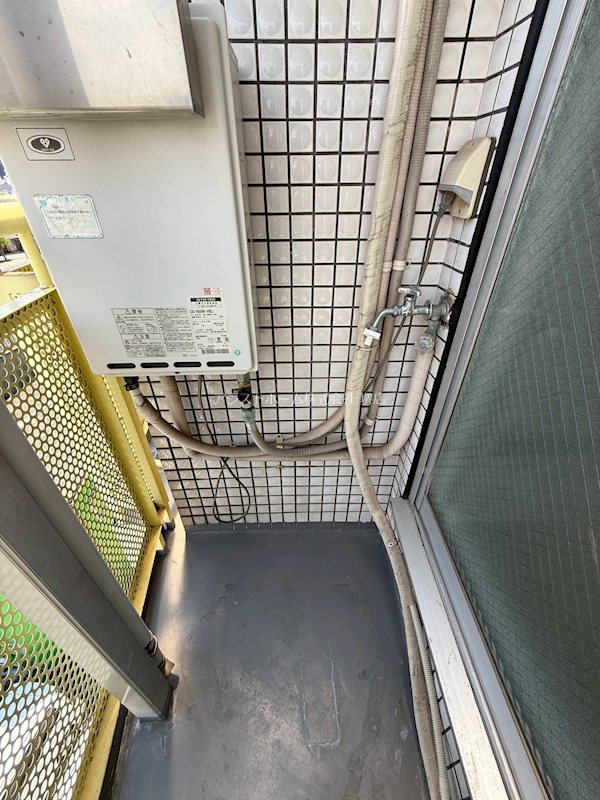 ビッグウエスト今池 室外洗濯機置き場