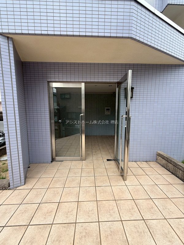 トゥールビヨン エントランス