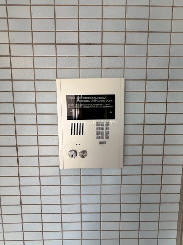 トゥールビヨン オートロック完備で女性にも安心です