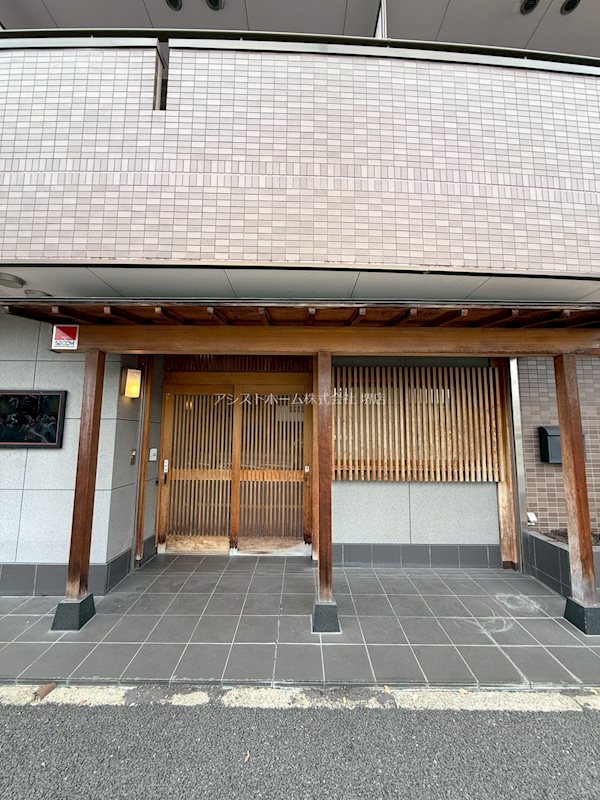 コルソカーサ 玄関