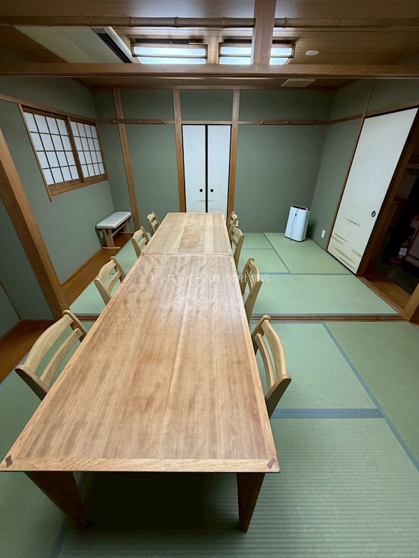 コルソカーサ 内装