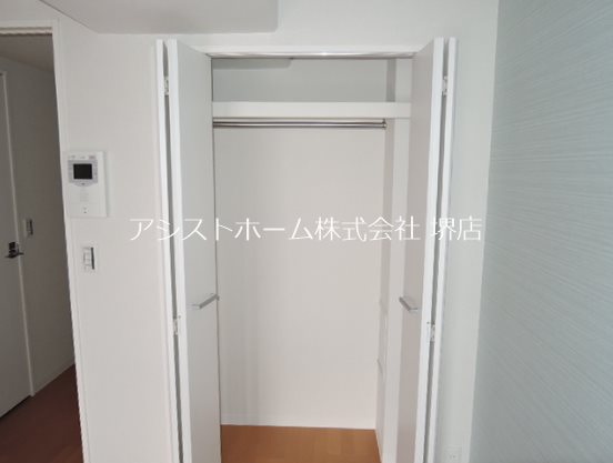 KMレジデンス堺東駅前  収納