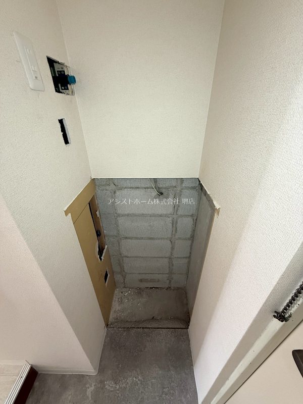 吉岡ハイツ 室内洗濯機置き場