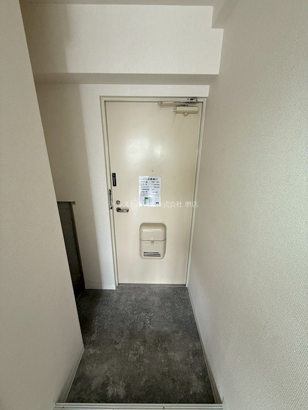 吉岡ハイツ 玄関