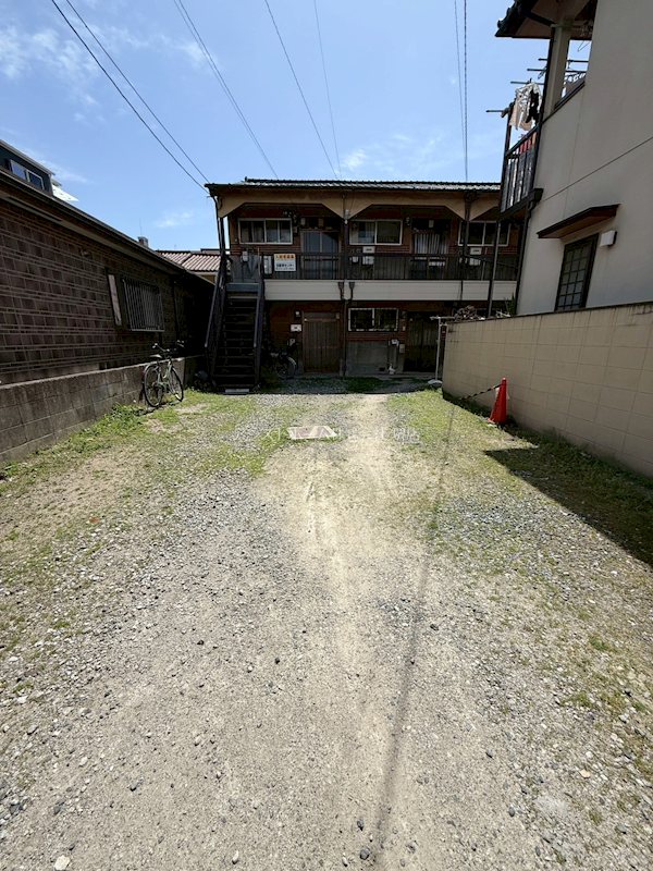 清水荘 駐車場