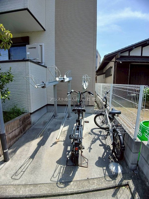 アレグリア鳳ノース 駐輪場